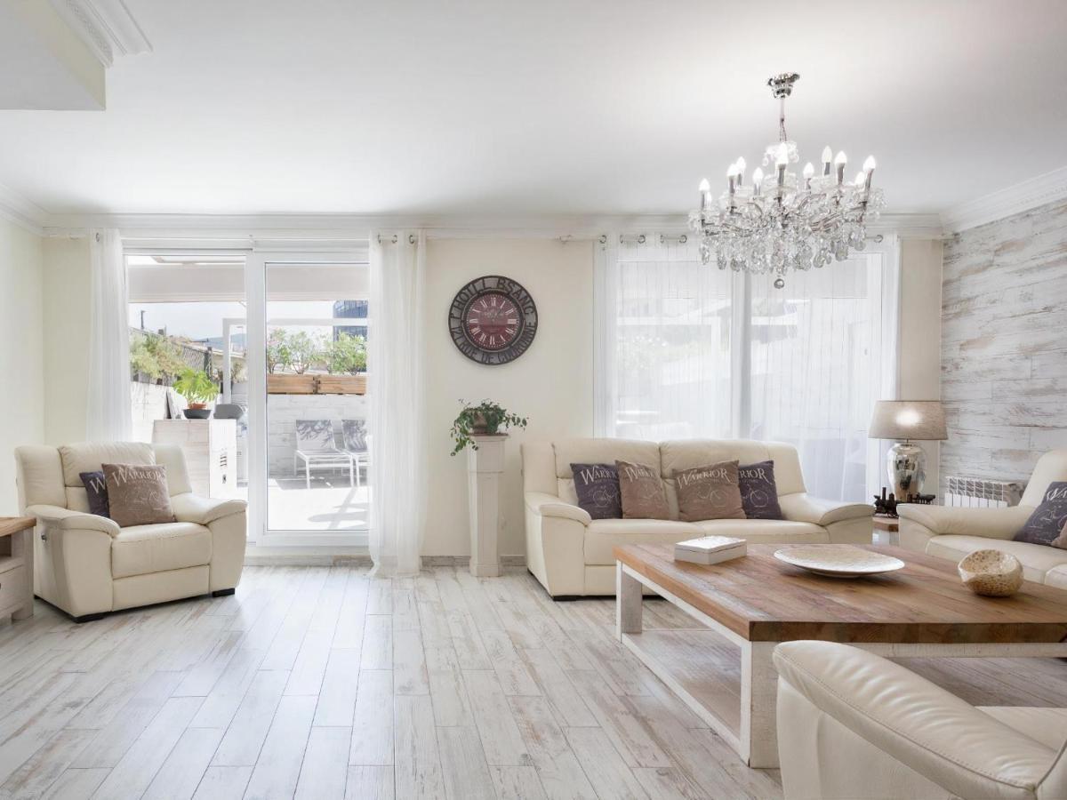Sitges Spaces Mediterranean Apartments 5 Bedrooms, 4 Bathrooms, 75M2 Terrace, Centre Sitges- Sleeps 11 Exteriér fotografie