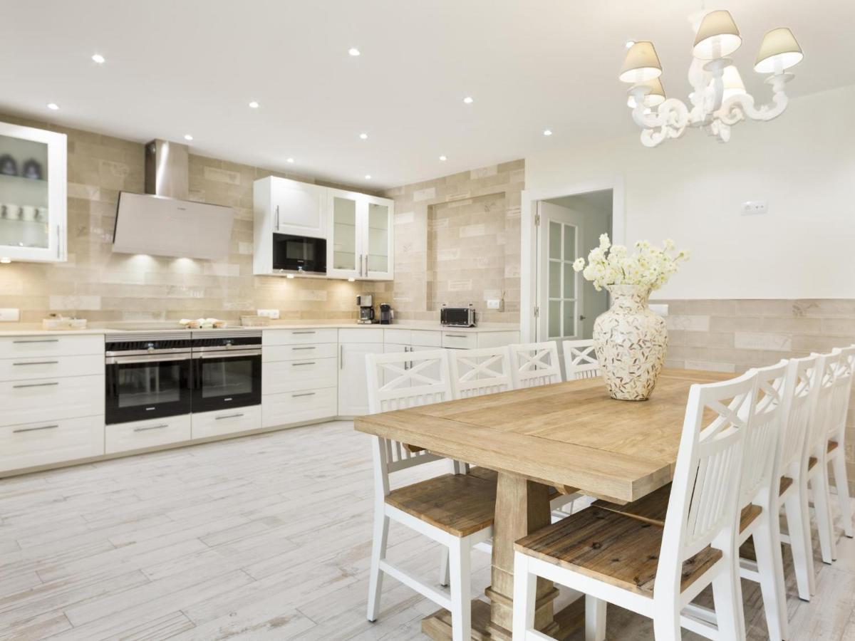 Sitges Spaces Mediterranean Apartments 5 Bedrooms, 4 Bathrooms, 75M2 Terrace, Centre Sitges- Sleeps 11 Exteriér fotografie