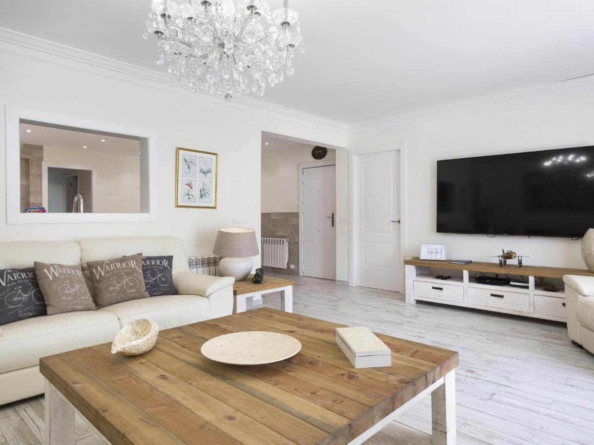 Sitges Spaces Mediterranean Apartments 5 Bedrooms, 4 Bathrooms, 75M2 Terrace, Centre Sitges- Sleeps 11 Exteriér fotografie